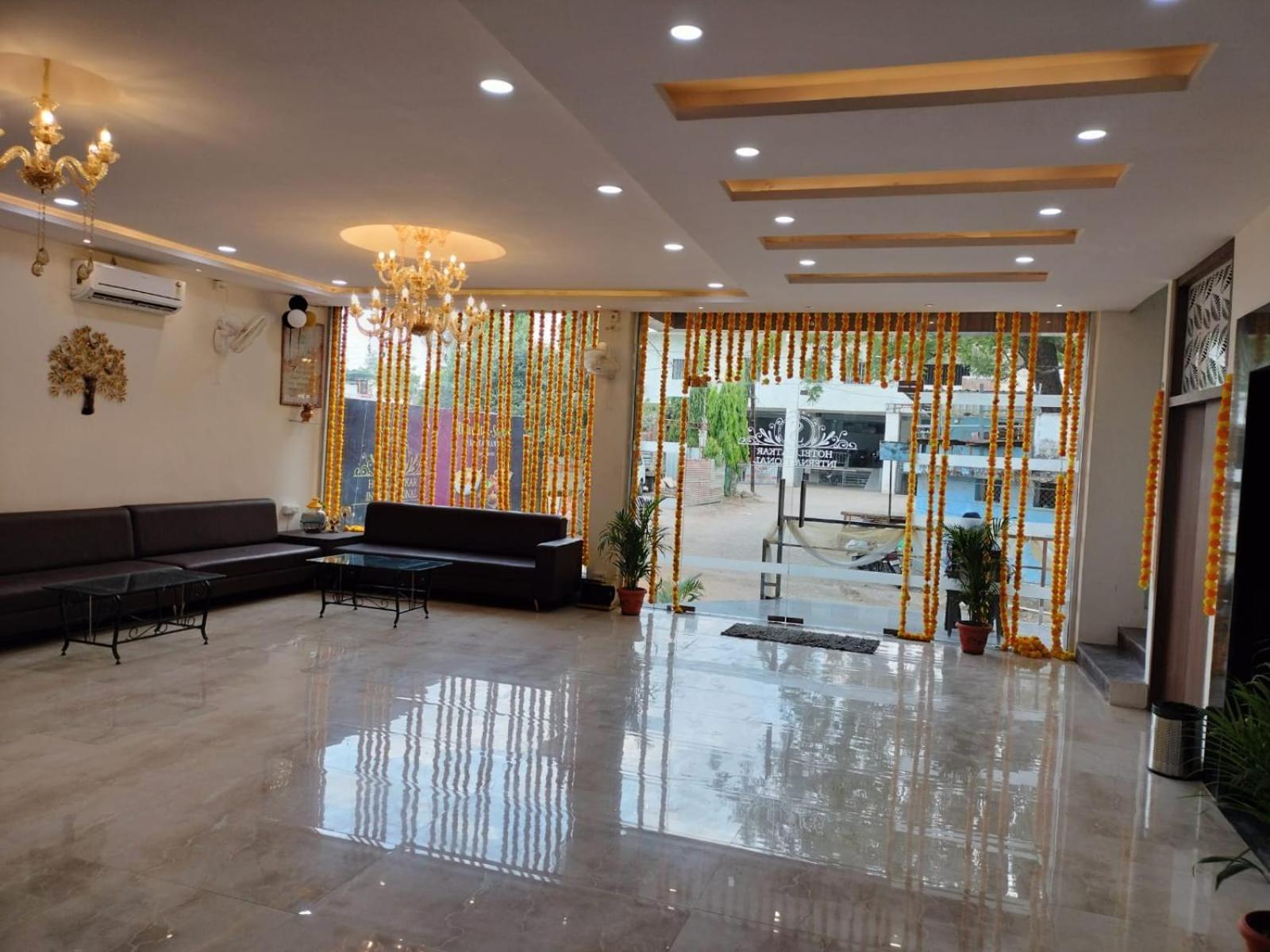Hotel Satkar International Chhindwara Екстер'єр фото